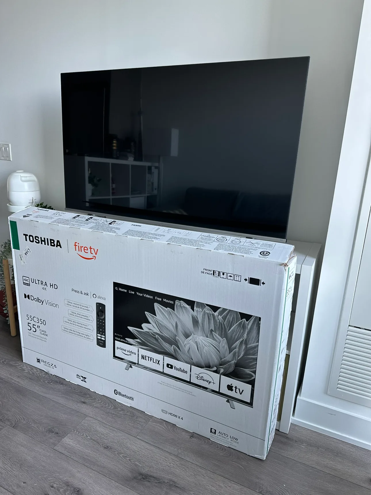 Toshiba 55" 4K UHD Fire TV (Smart TV) image indicator(8)