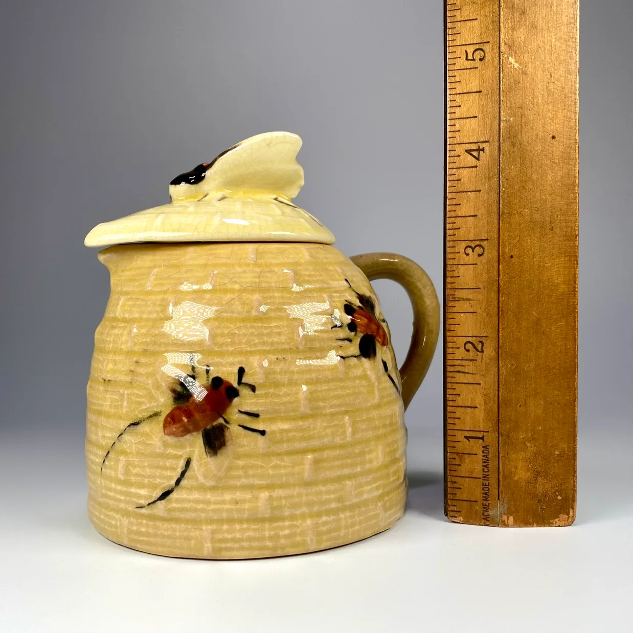 Vintage Bee Hive Honey Pot image indicator(4)