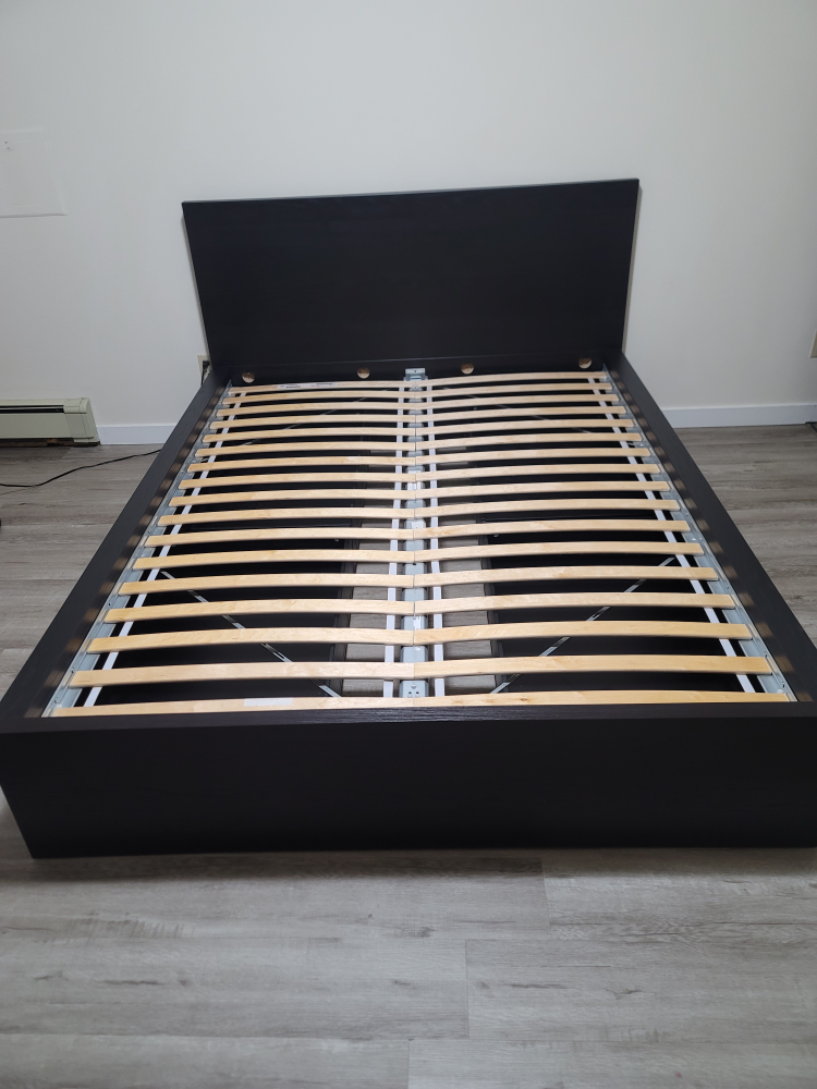 Queen Bed Frame with 4 drawers