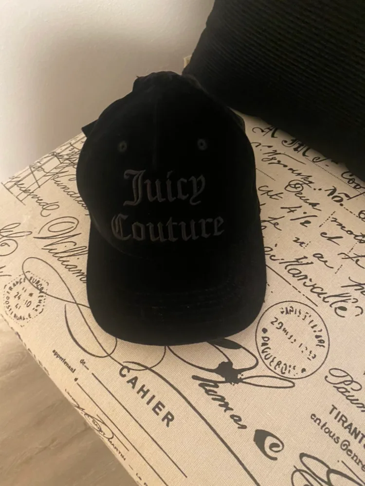 Juicy Couture Black Velvet Hat thumbnail
