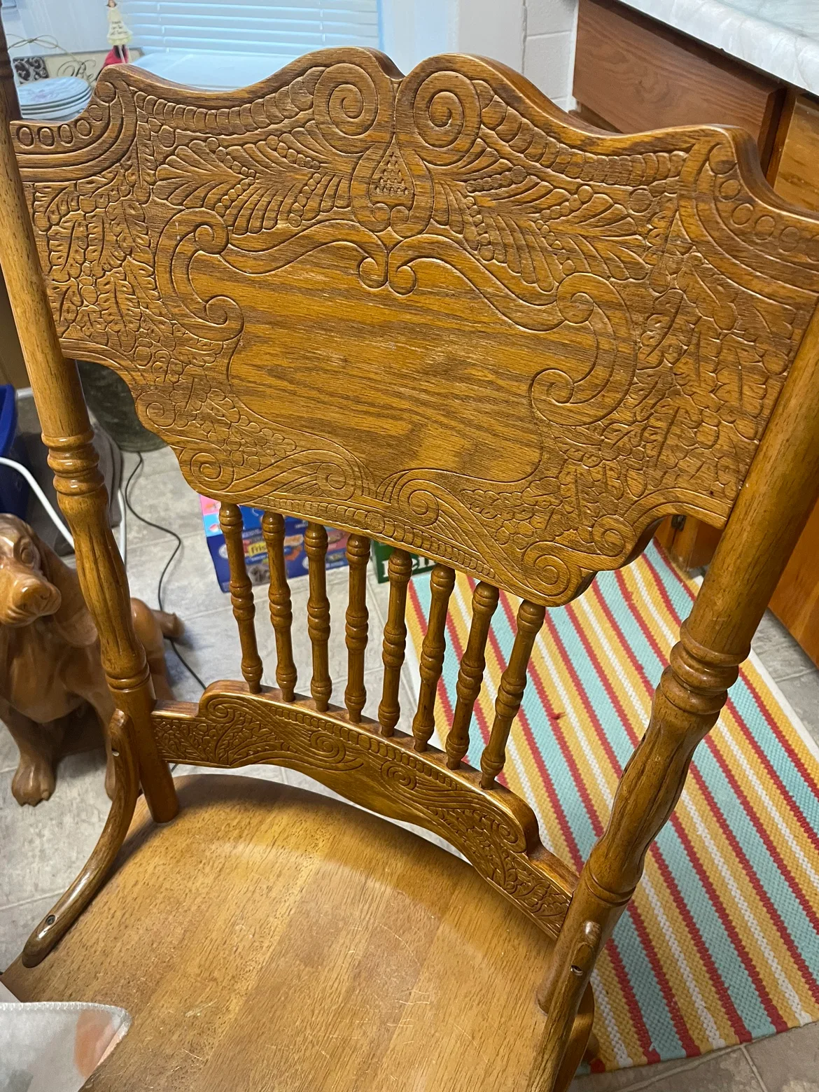 Round Wooden Dining Table Set image indicator(4)