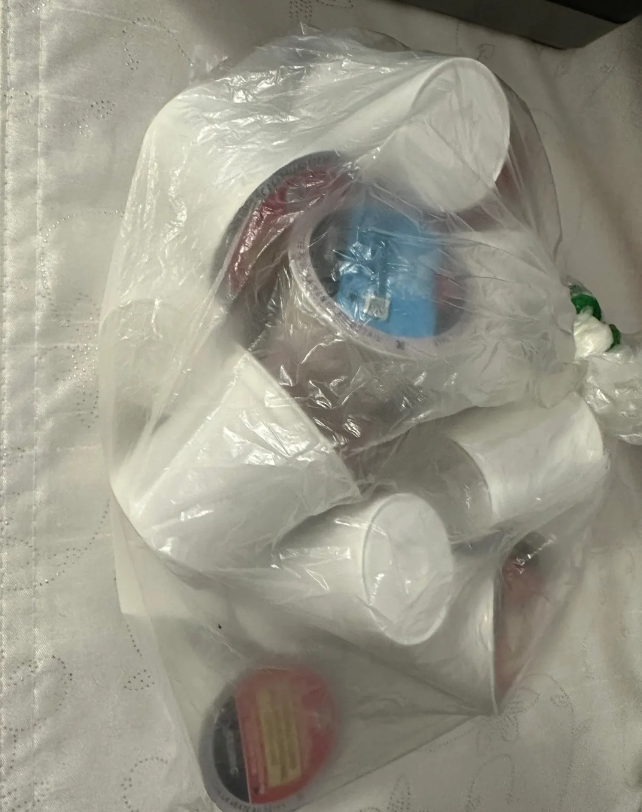 Keurig K-Cup Single Serve Coffee Maker+ 20 pods image indicator(5)