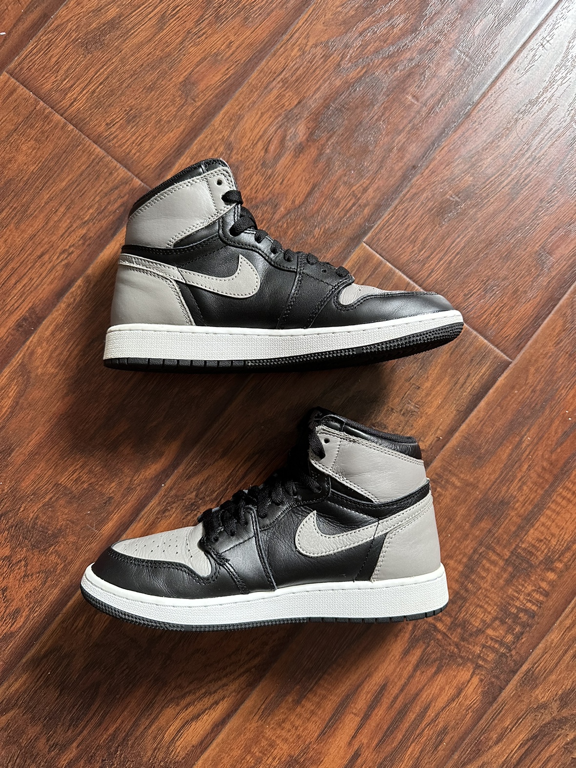 Jordan 1 Shadow (2018) - Size 7.5 women’s/ 6 men’s - photo 3
