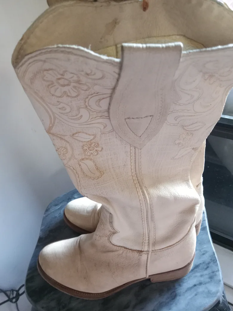 White Leather Cowboy Boots thumbnail