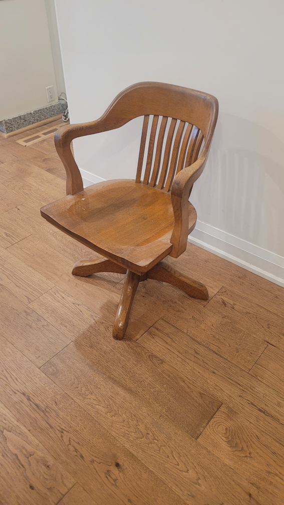 Vintage Swivel Office Chair - photo 2