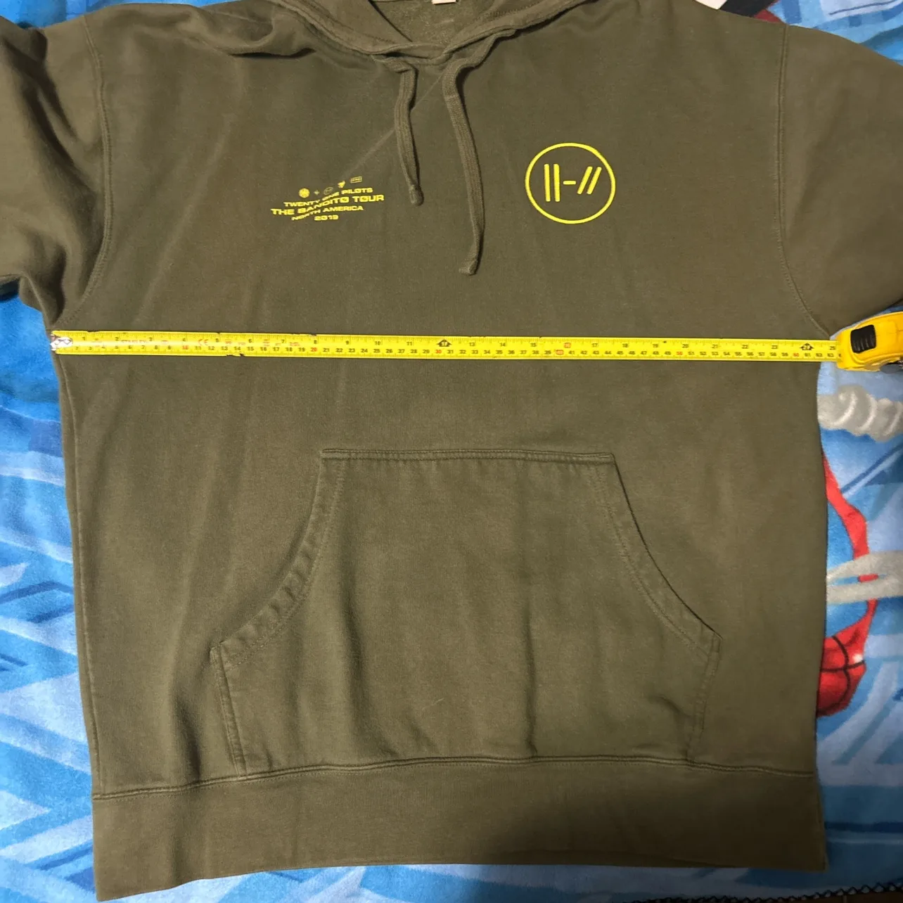 21 Pilots Band Tour Sweater 2019 image indicator(6)