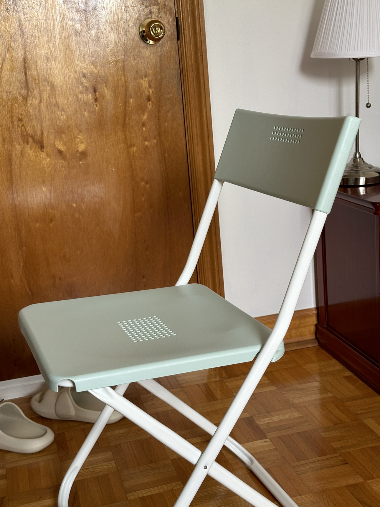 IKEA FEJAN Table and one chair set - photo 4