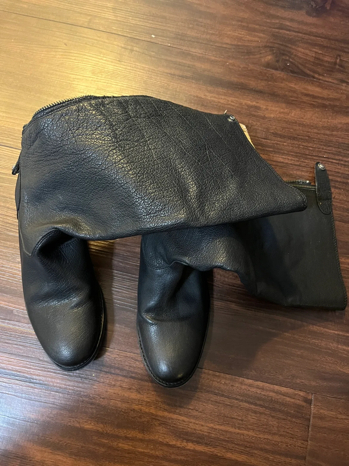 FRYE Women's Melissa boots, size 6.5 image indicator(2)