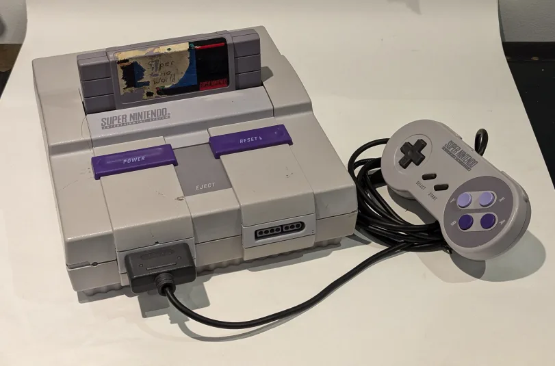 Super Nintendo Bundle - Super Mario World - (Cosmetic Damage) thumbnail