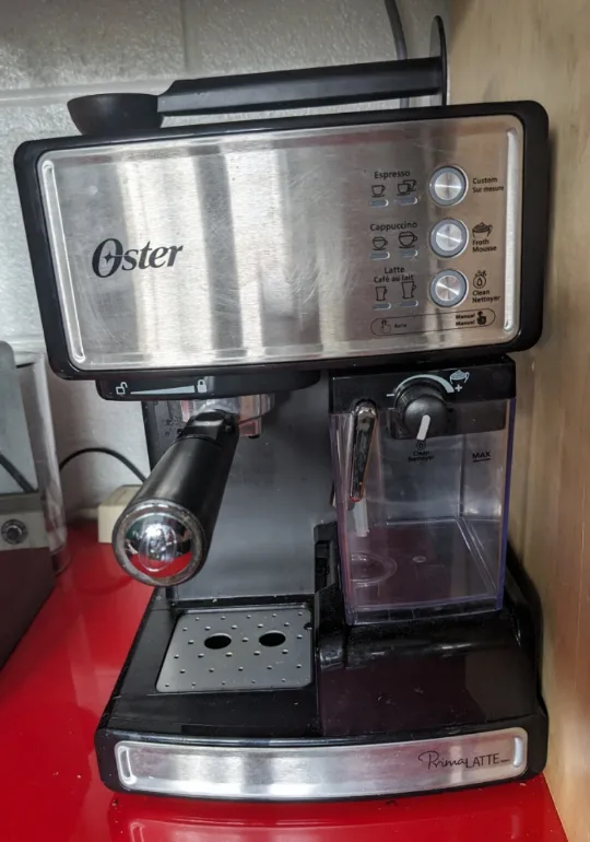 Oster Prima Latte Espresso Machine Coffee Maker image indicator(2)