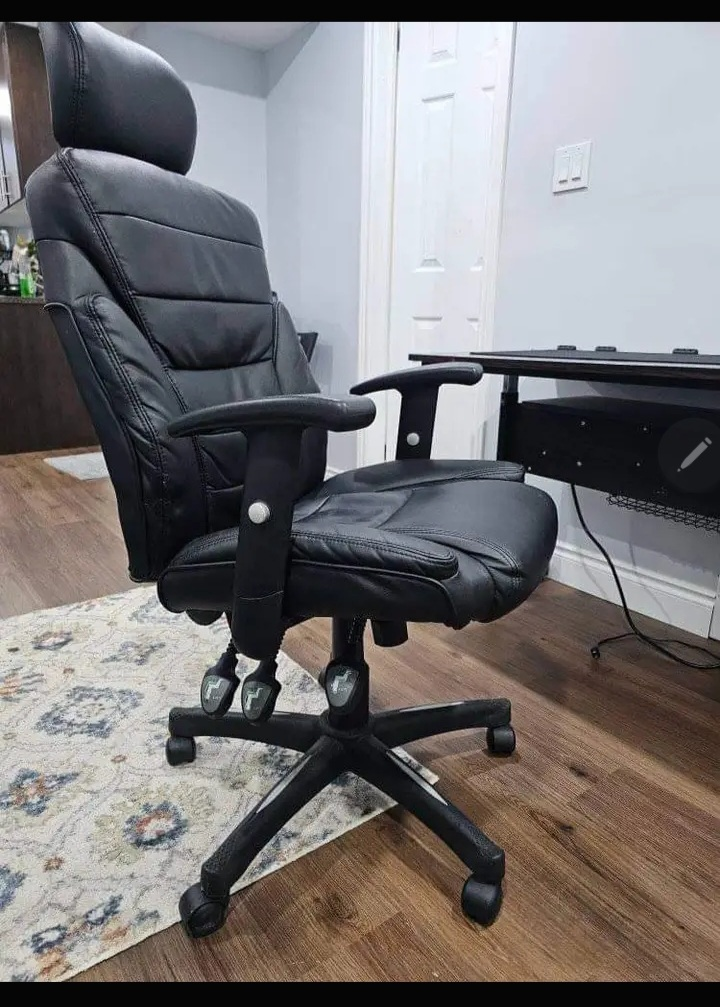 Black Leather Office Chair - photo 3