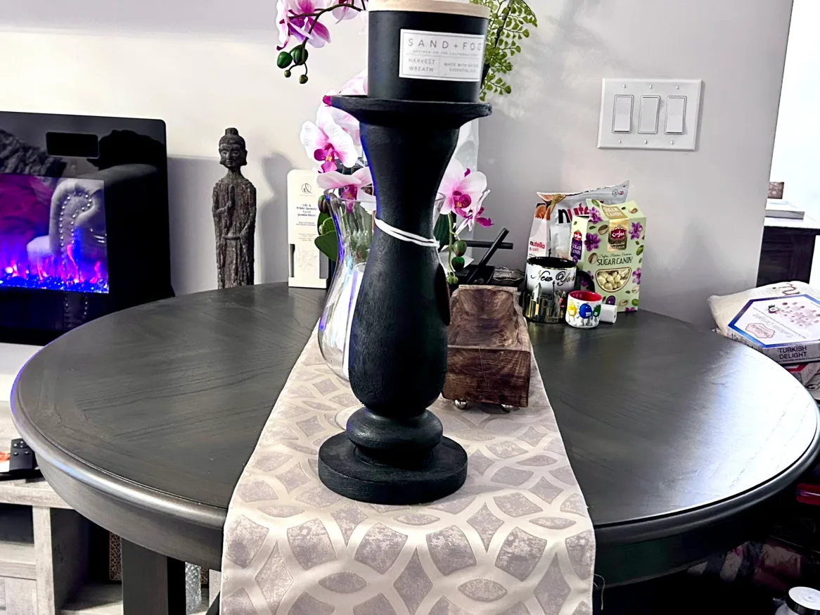 ✨NEW DISASSEMBLED Solid Wood Table & #FREE Chairs image indicator(8)