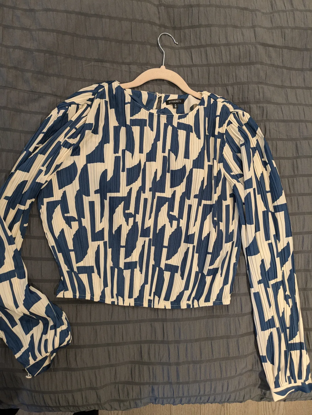 Blue and White Geometric Print Blouse M thumbnail