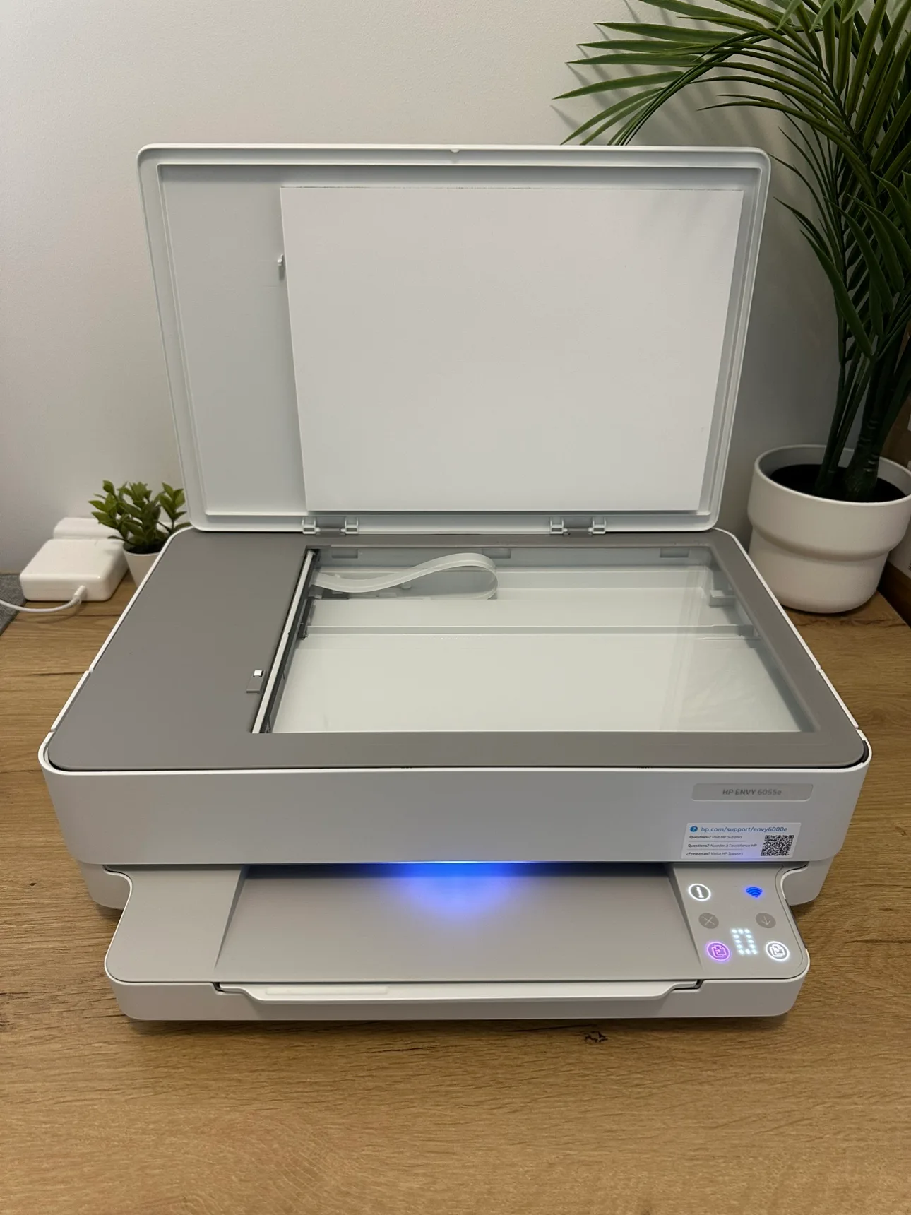 HP Envy 6055e Wireless All-in-One Printer image indicator(2)