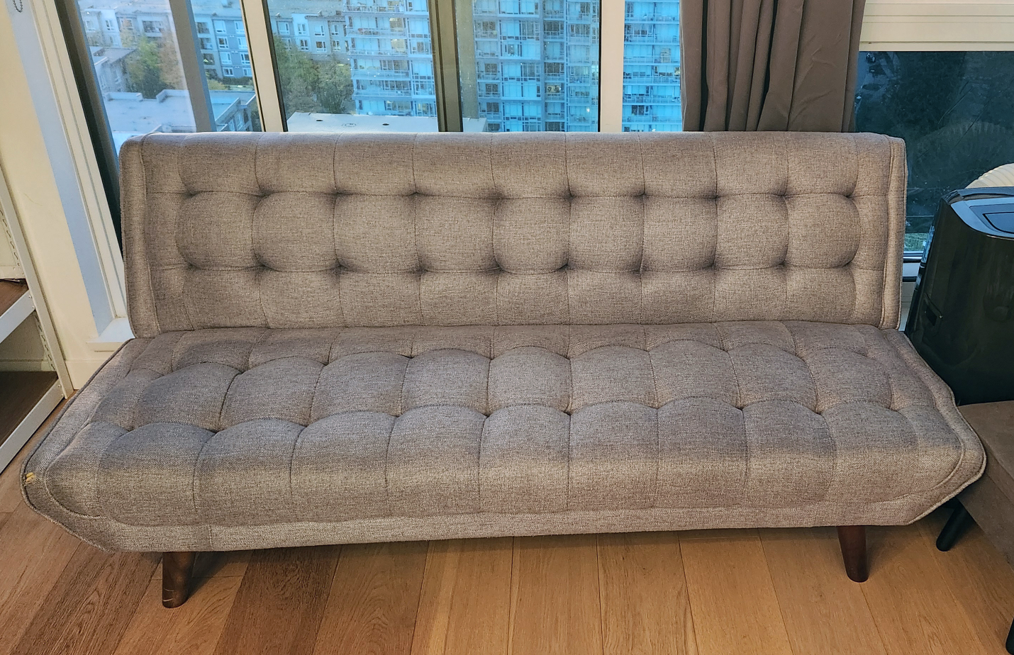 MILOH Structube Tufted mid-century style sofa bed - photo 4