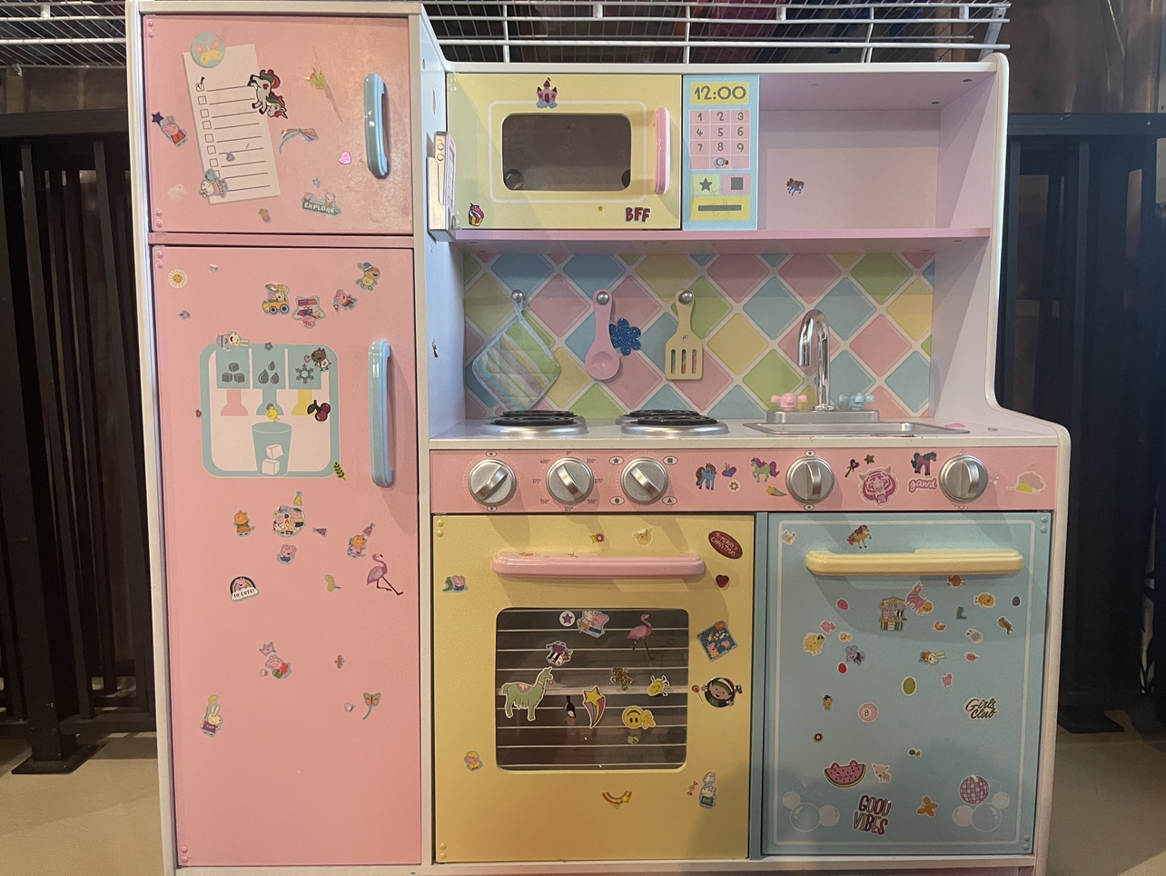 Play Kitchen