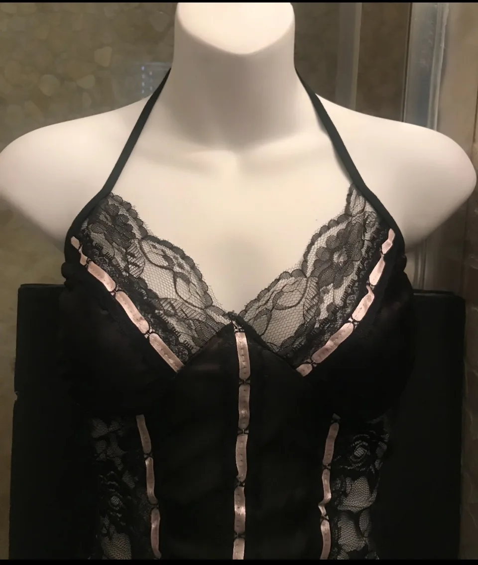 Black & White Frilly Lace Costumes image indicator(2)