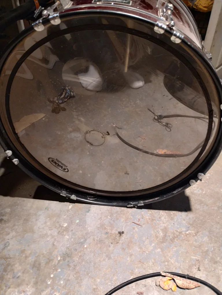 4 piece Peavey International Series Drum Set image indicator(3)