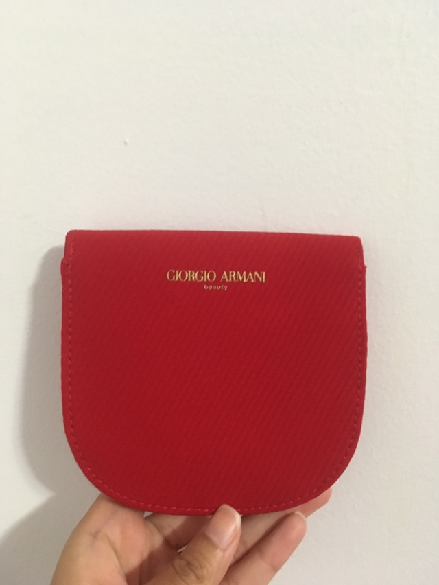 Giorgio Armani Small Red Cosmetic Makeup Porch - photo 2