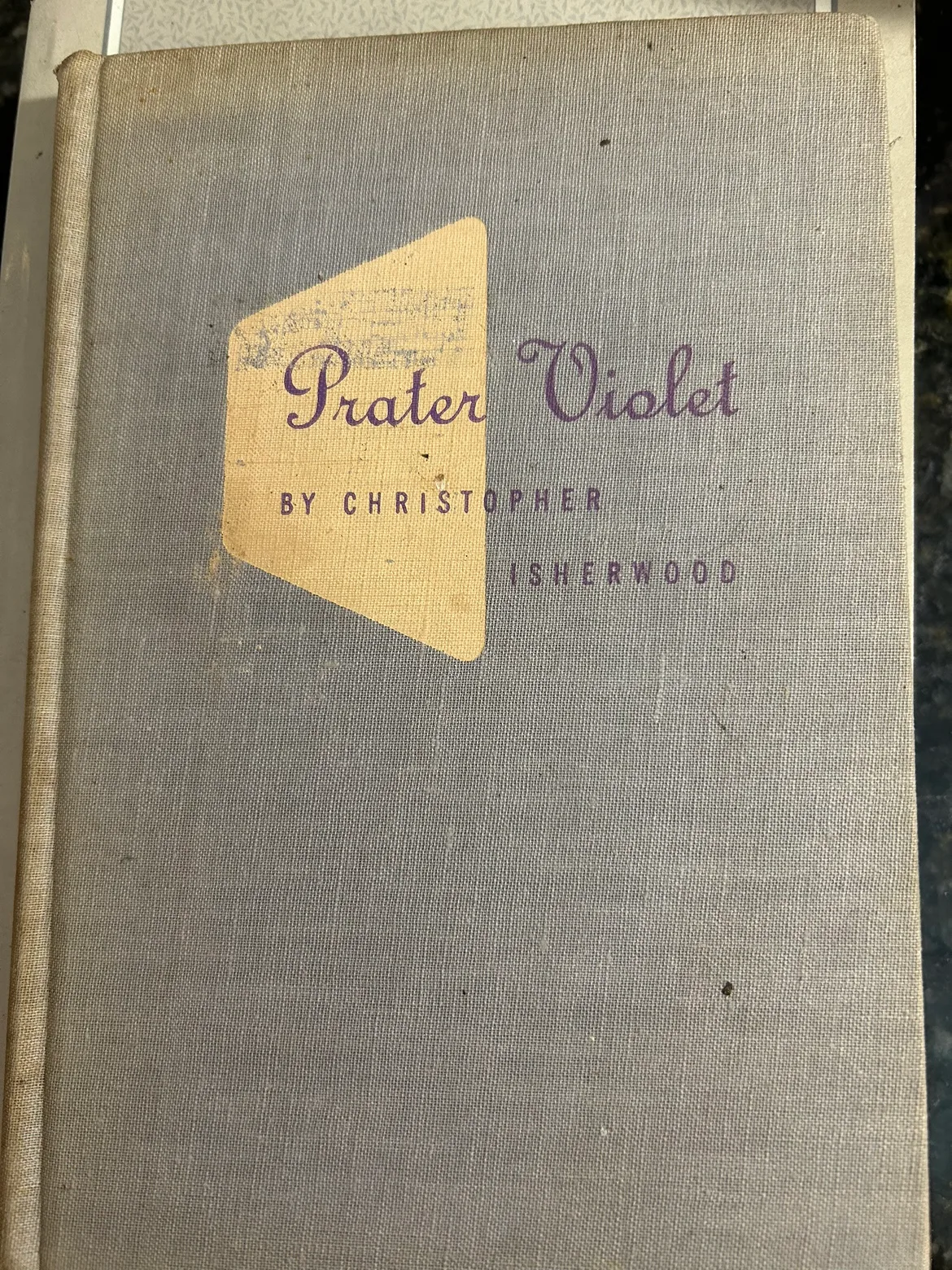 Poetry, memoir, letters, origami, grand hotels! image indicator(5)