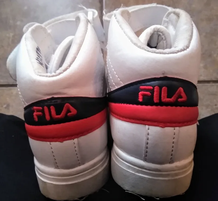 Size 1 Kid's Running Shoes image indicator(3)