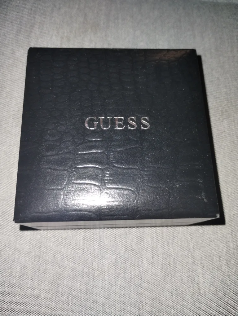 Guess Watch Box thumbnail