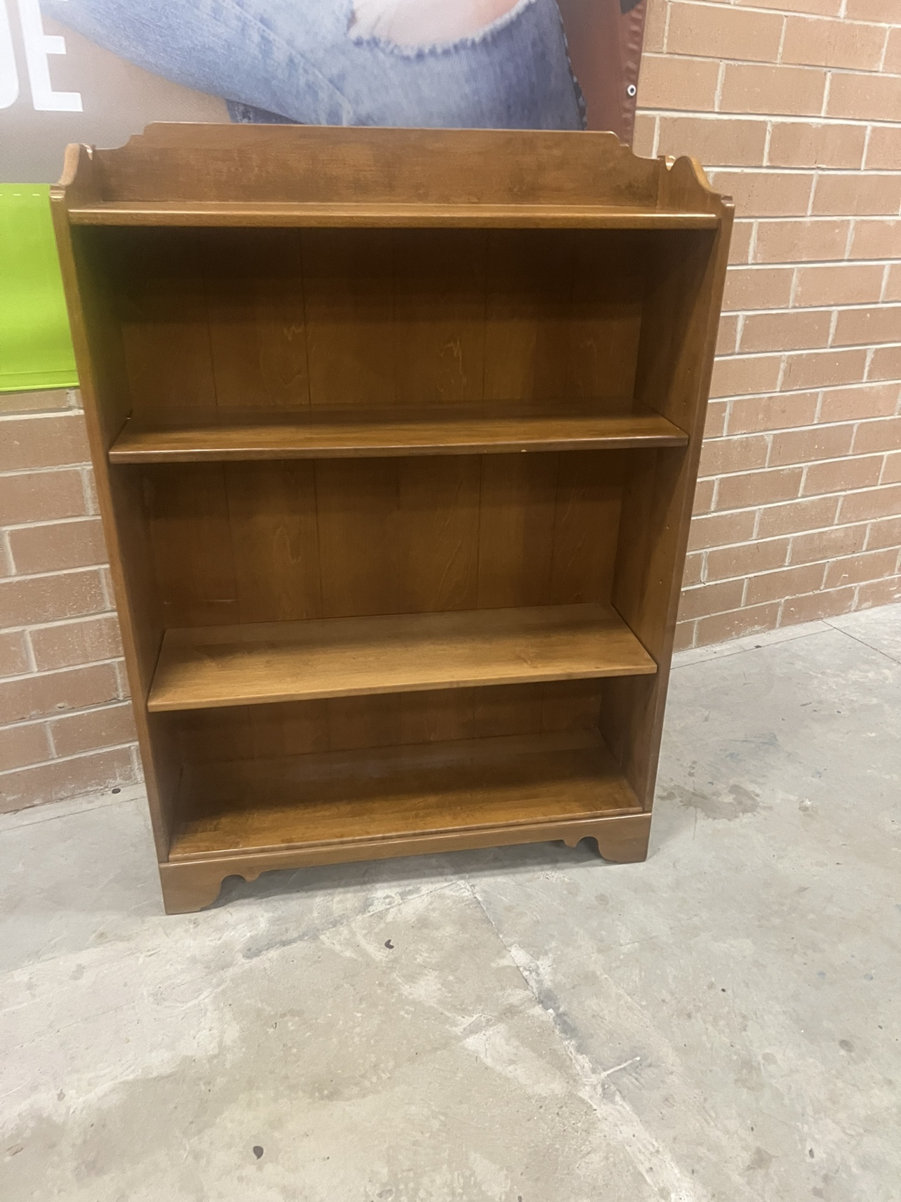 Ethan Allen Wooden Bookshelf 4 ft - photo 5