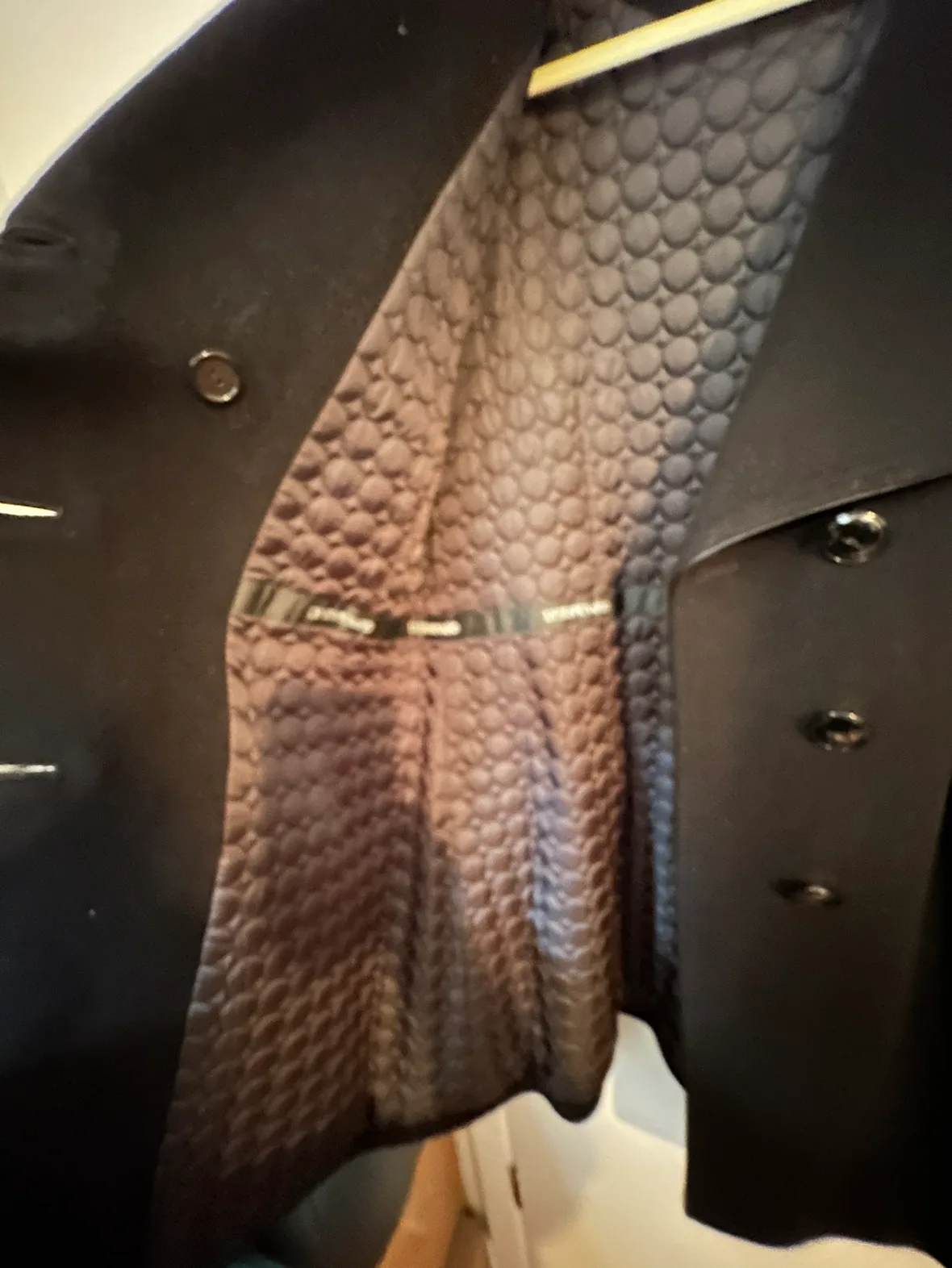 Black Women's Coat image indicator(3)