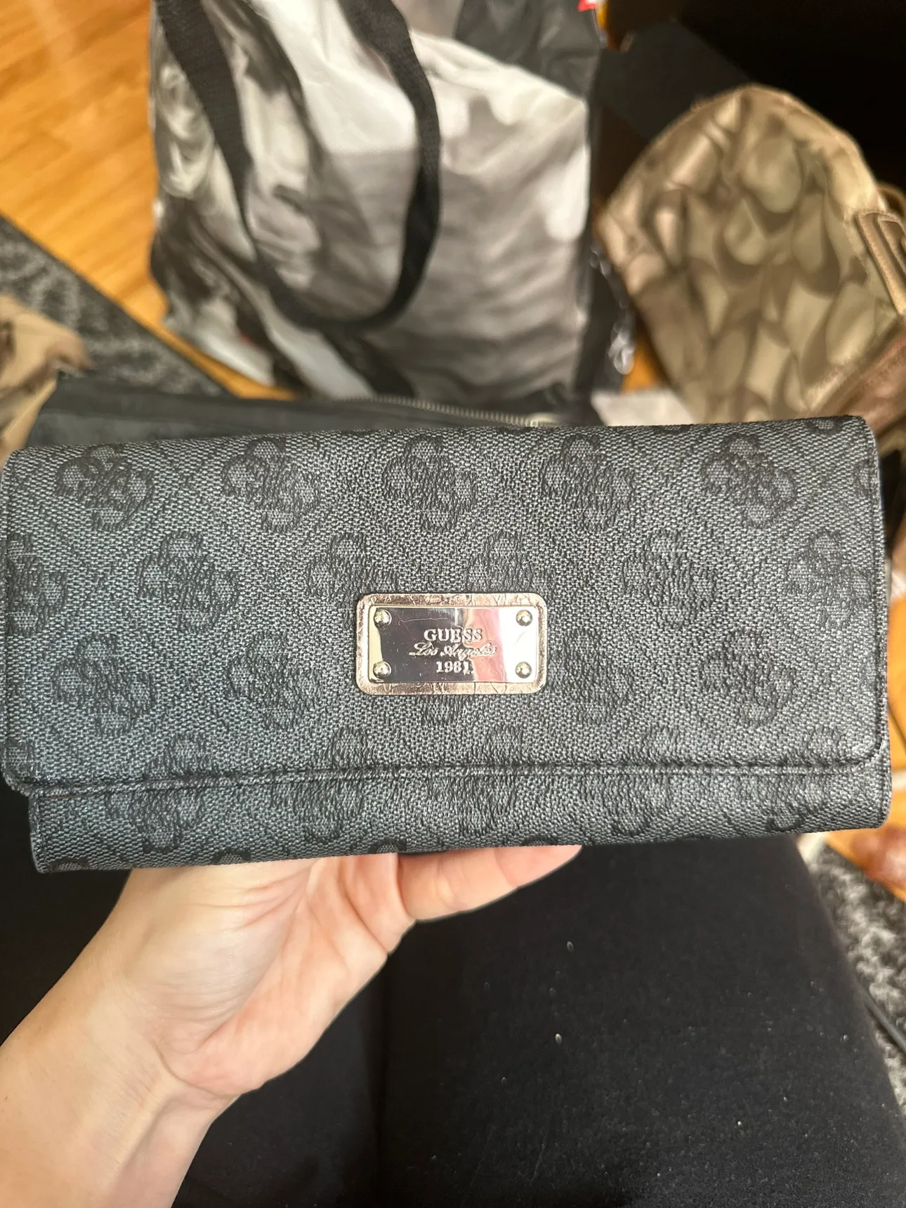 Guess Handbag with matching wallet image indicator(3)
