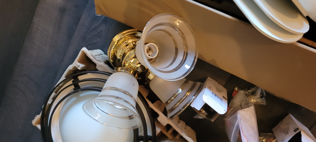 Free Ceiling Fan with Light Fixture - photo 3