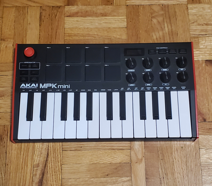 Akai MPK Mini Keyboard Controller