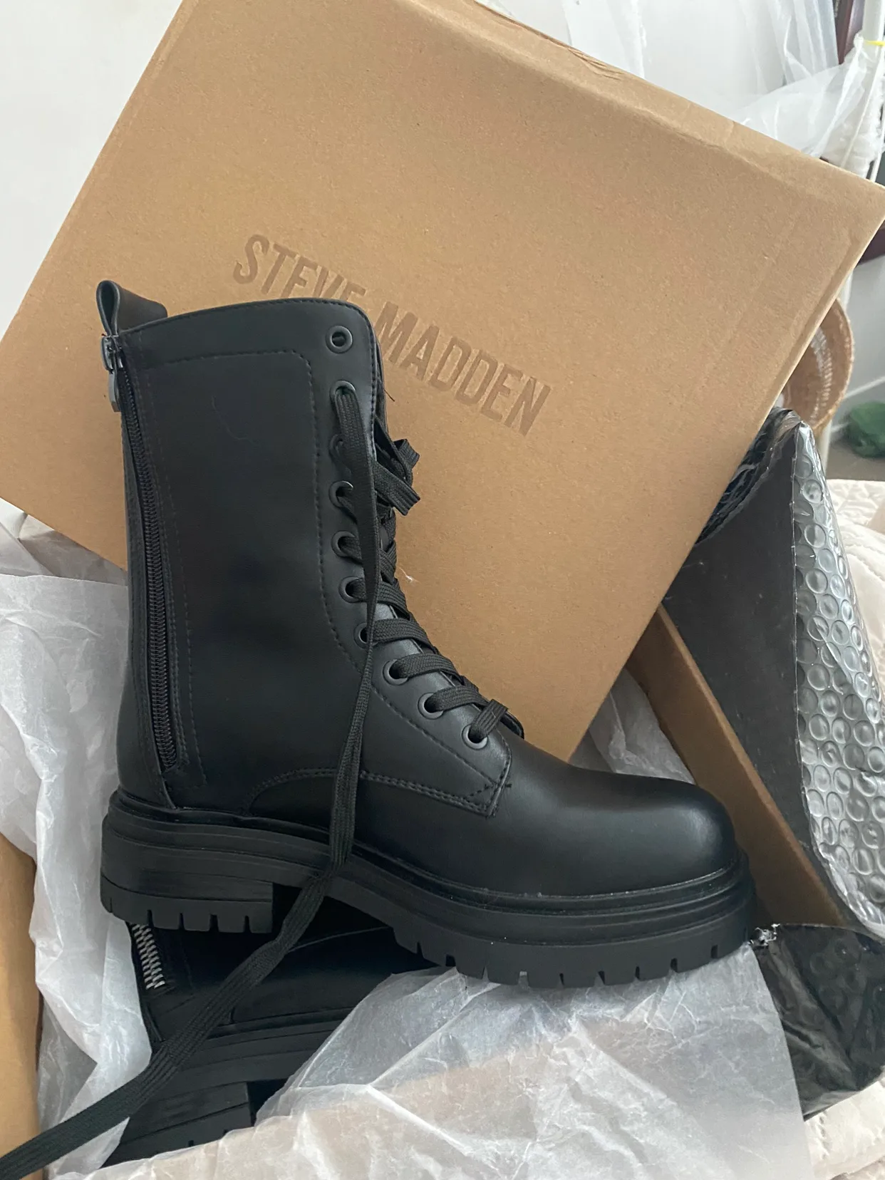Steve Madden Black Boots image indicator(2)