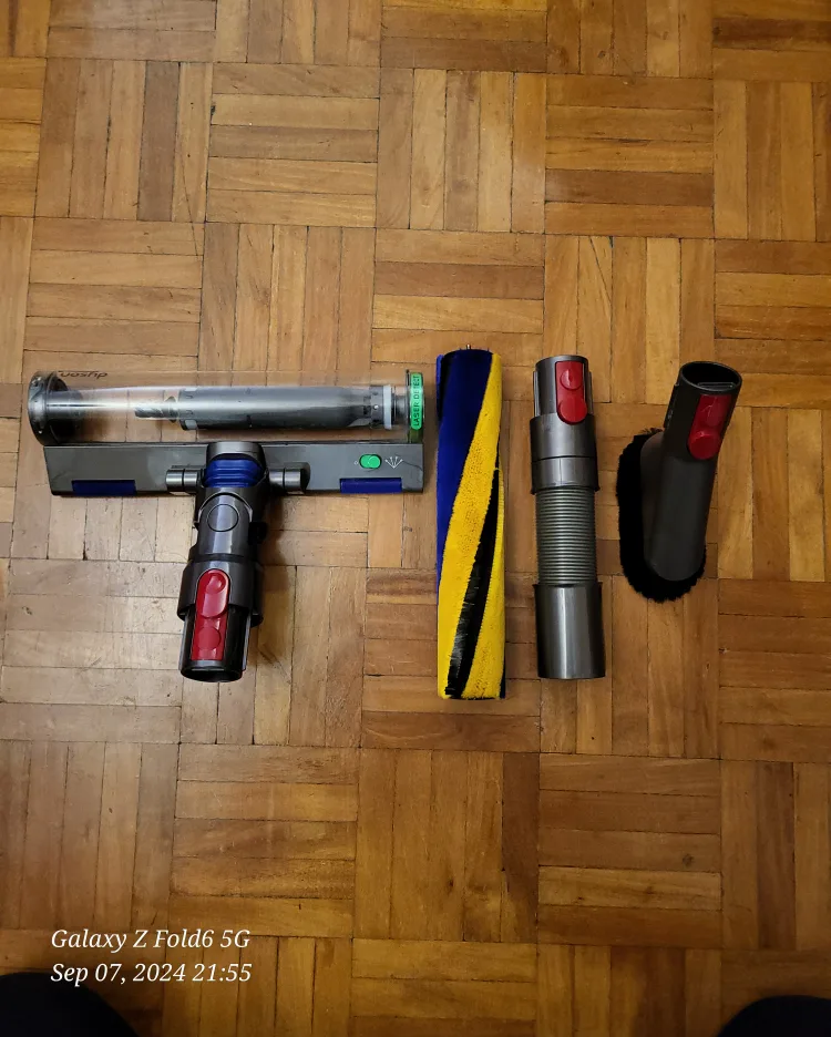Mint Dyson Laser Fluffy Cleaner Head for V15 to V8  + 2 parts thumbnail