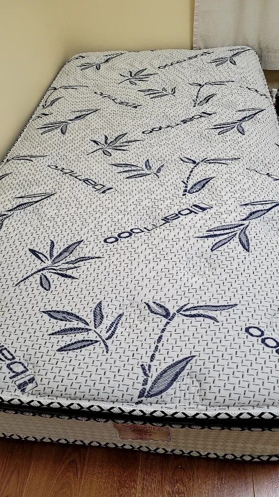 Double spring Mattress with pillowtop thumbnail
