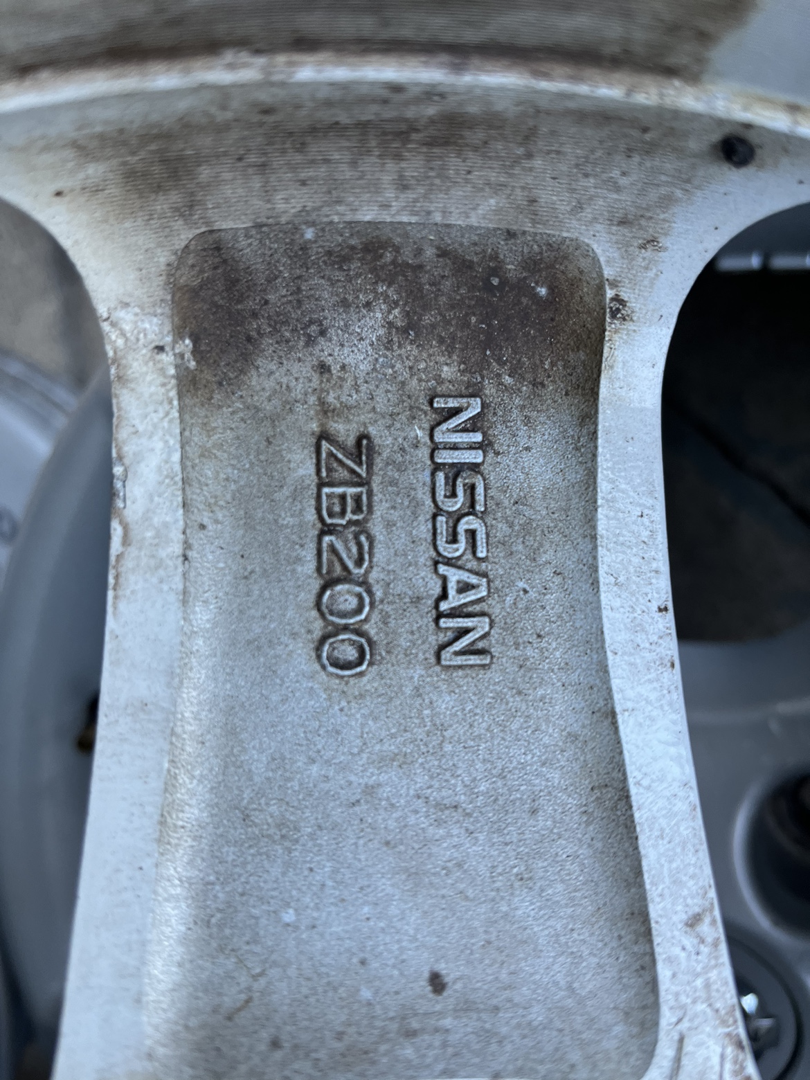 Nissan 17" Wheels - photo 2