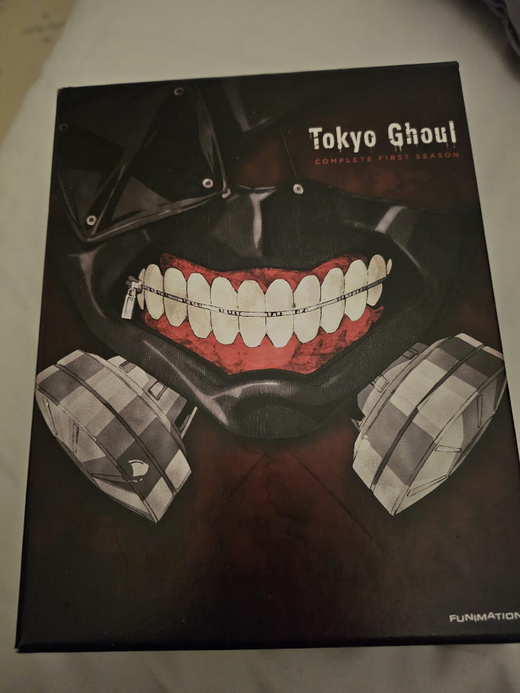Tokyo Ghoul Complete First Season Blu-ray