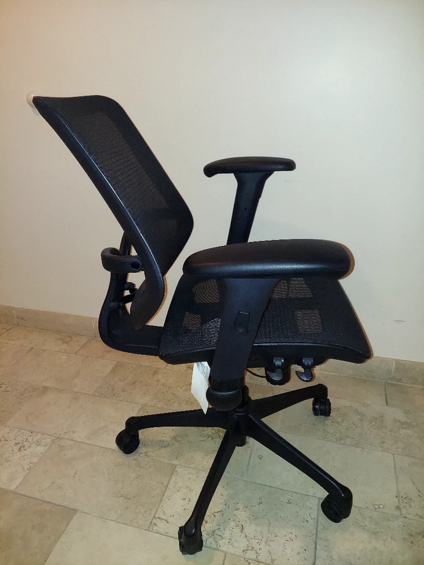 Mesh Office Chair with Adjustable Arms image indicator(5)