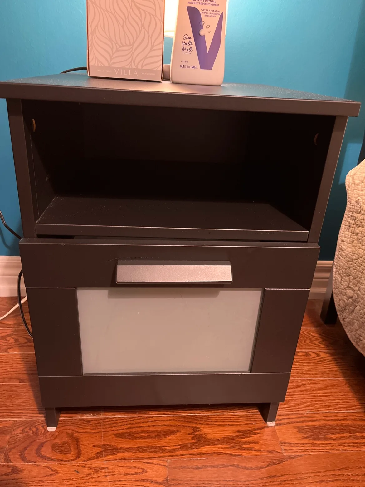 Black Nightstand with Drawer thumbnail
