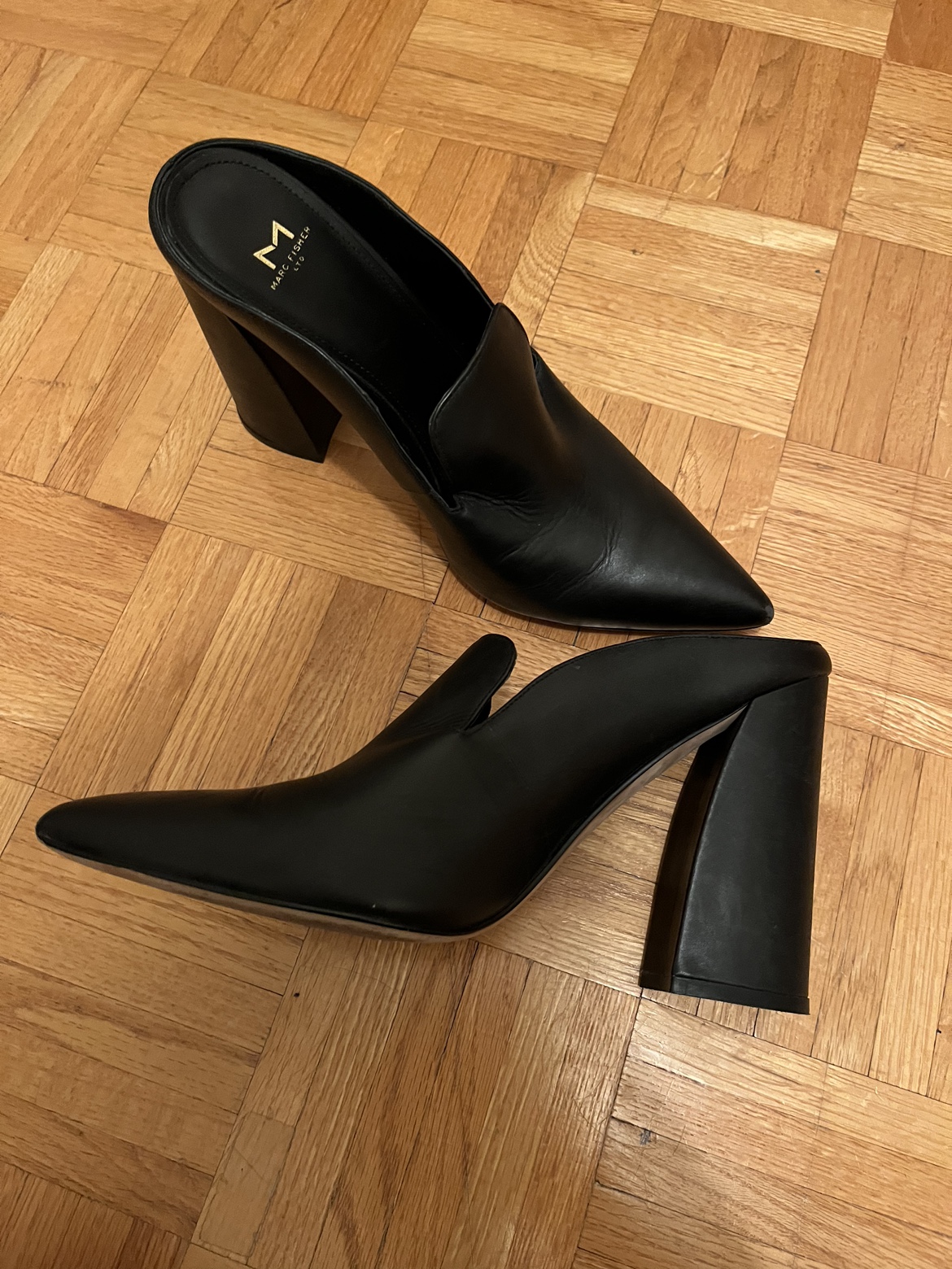 Marc Fisher LTD Black Leather Mules - photo 2