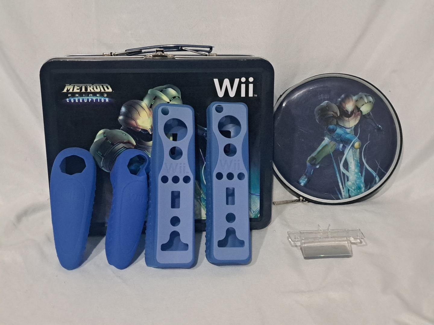 Metroid Prime 3: Corruption Limited Edition Wii Bundle - photo 2