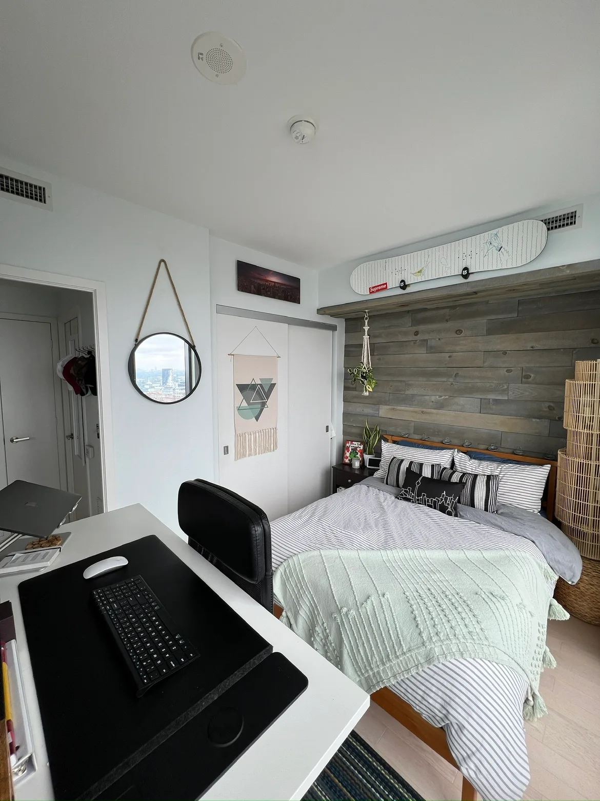 IKEA Dalselv Double Bed Frame image indicator(5)