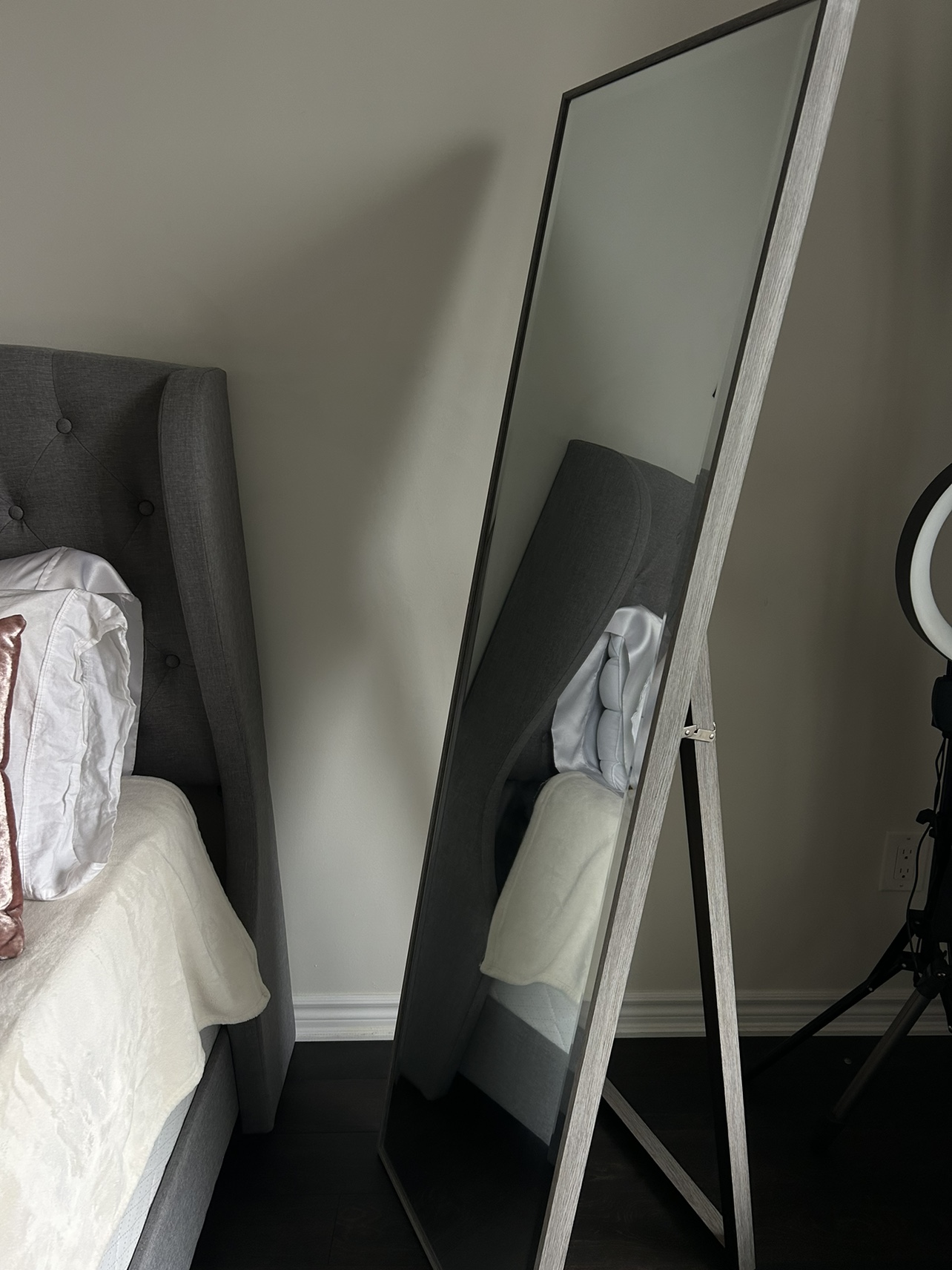 Full-length mirror with stand - photo 4