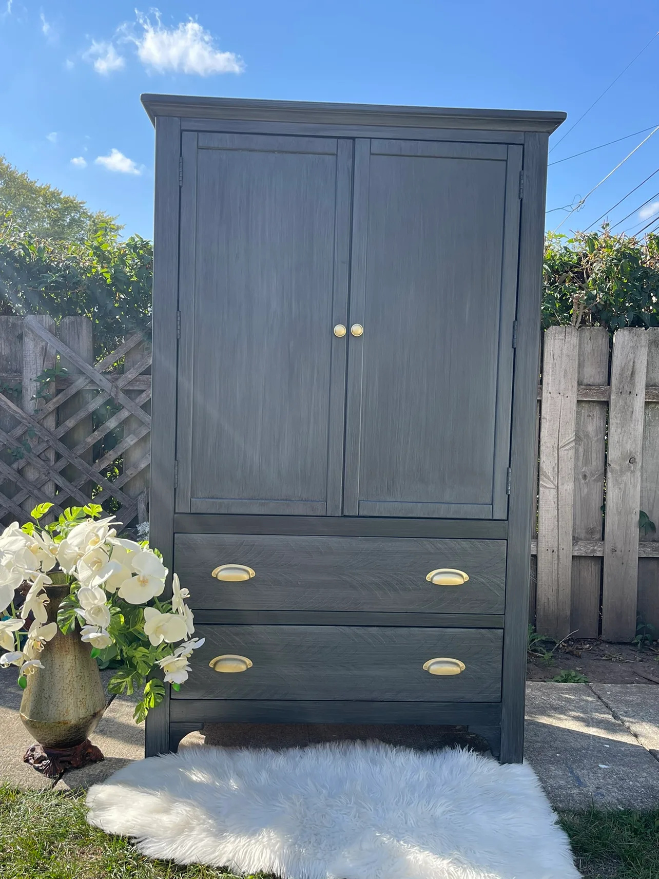 Armoire/Wardrobe Gray/Gold thumbnail