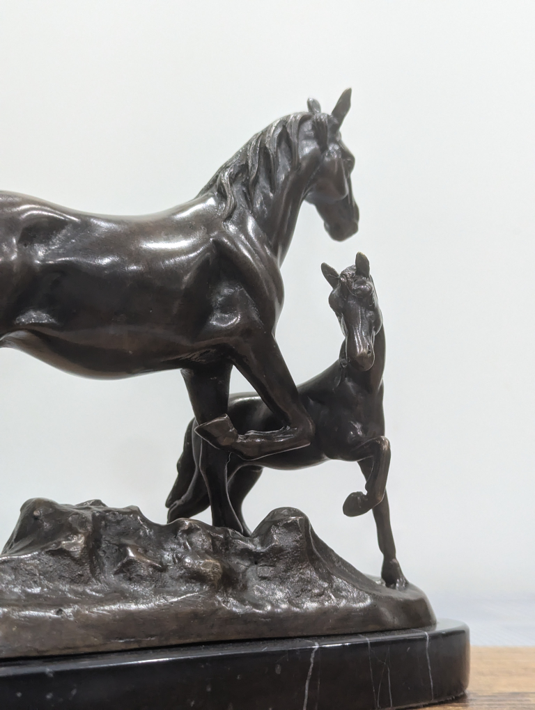 Heavy Horse Sculpture - photo 2