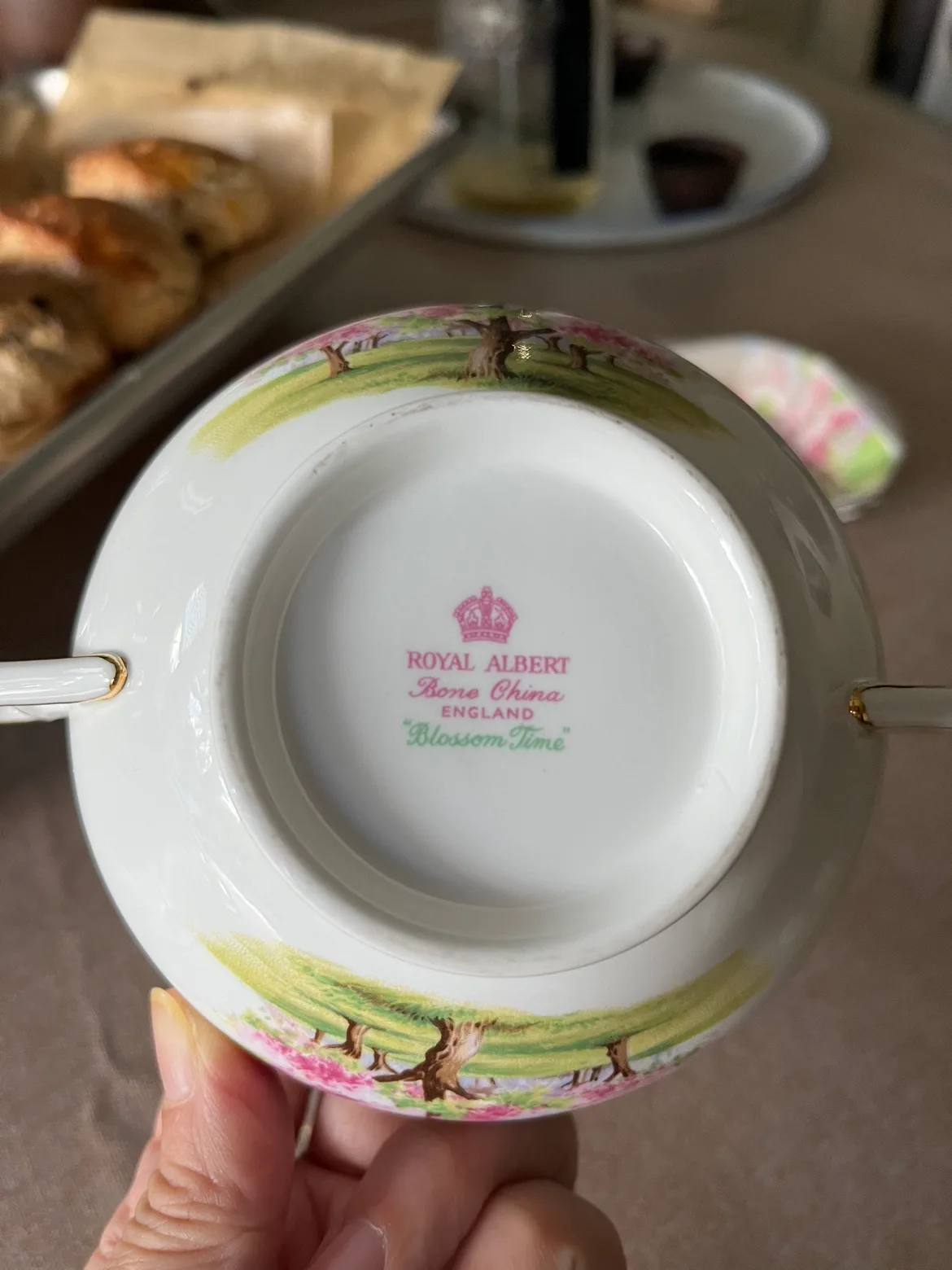 Vintage Royal Albert Blossom Time Teacup image indicator(4)
