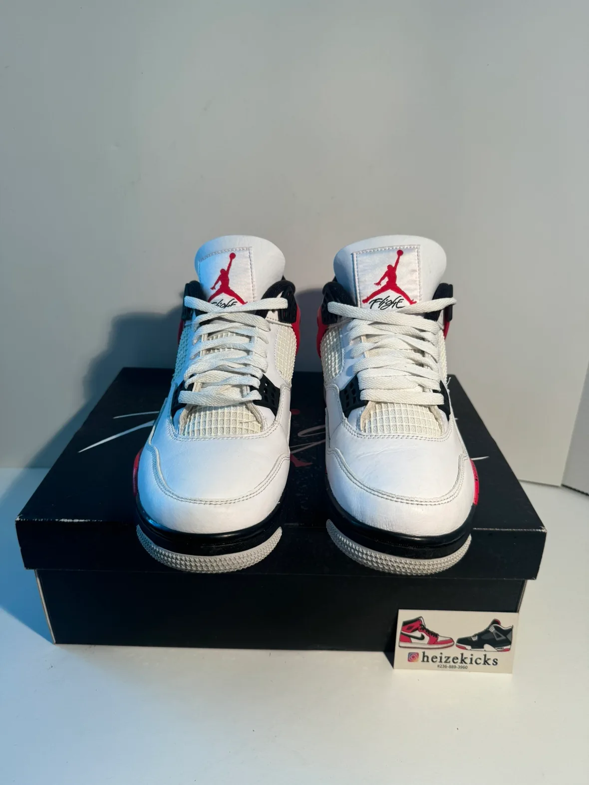 Jordan 4 Red Cement size 9.5 image indicator(3)