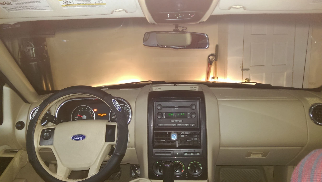 2006 Ford Explorer - photo 4