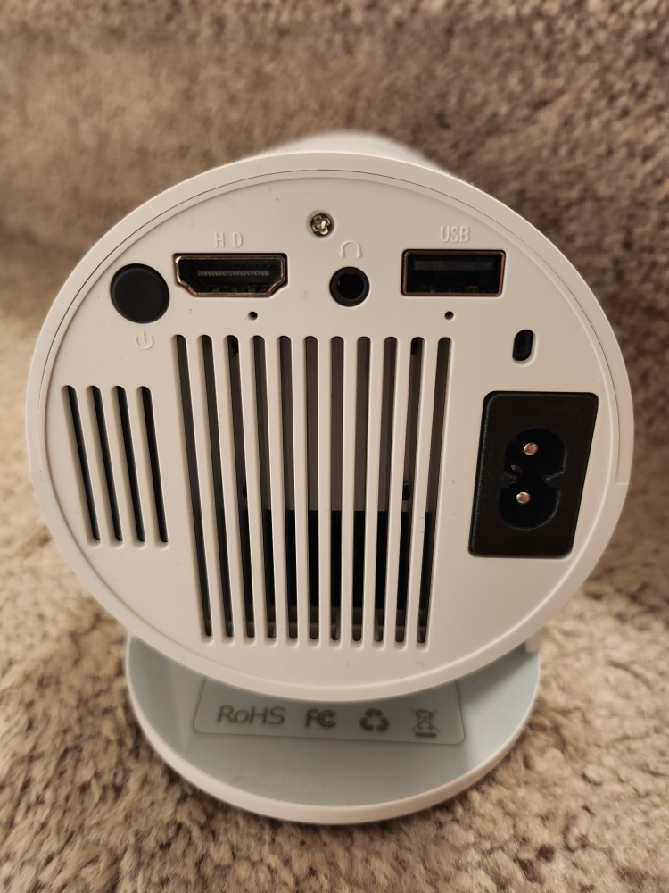 LQWELL LCD mini Projector - photo 4