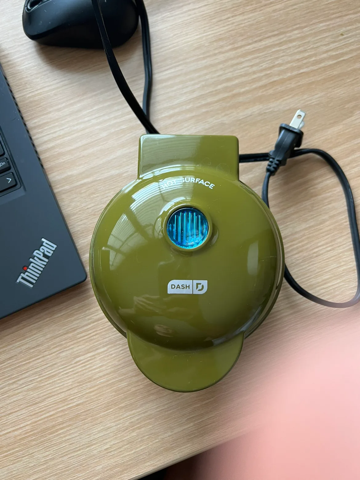 Dash Mini Waffle Maker image indicator(2)