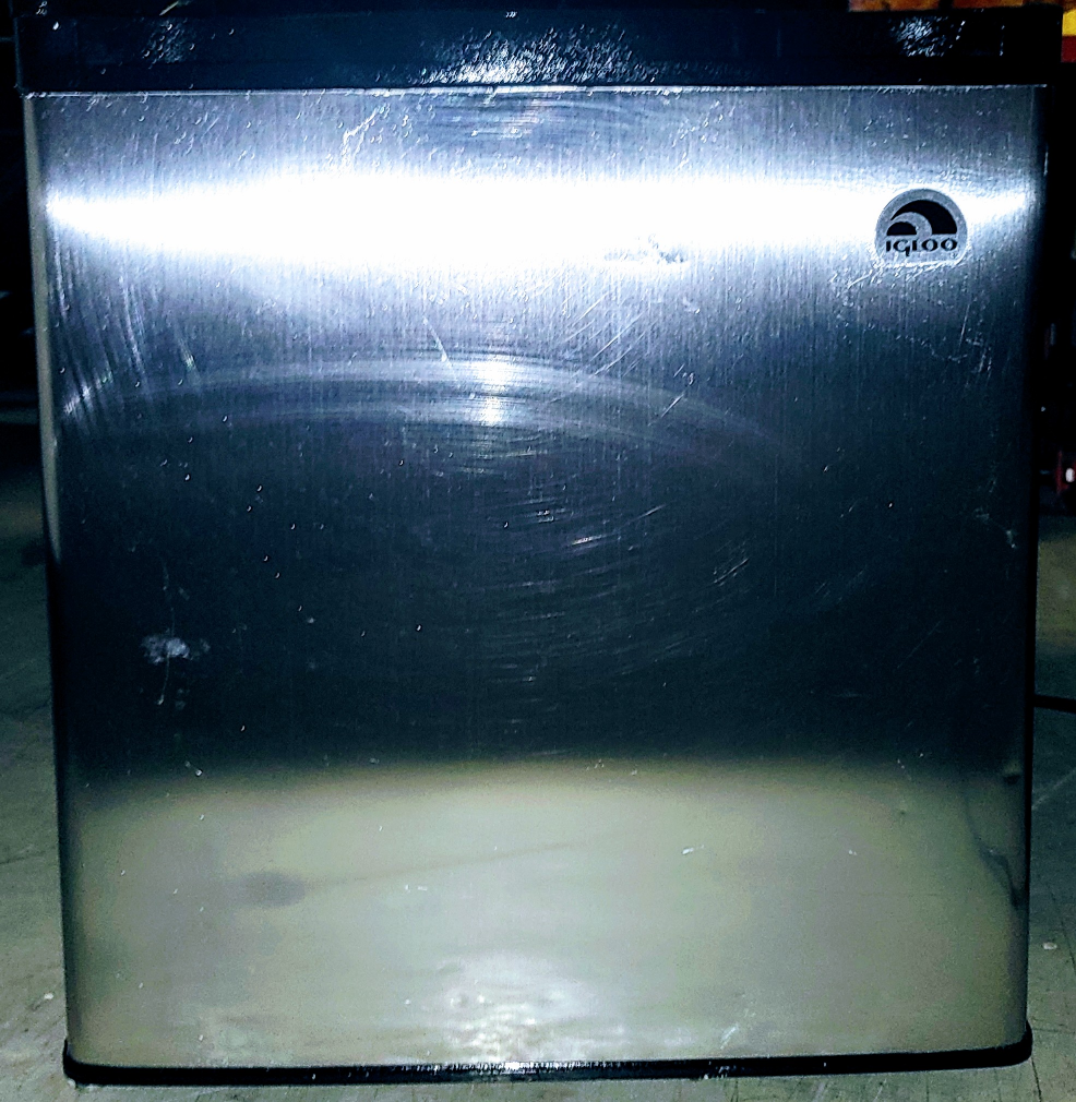 Igloo mini fridge - photo 4